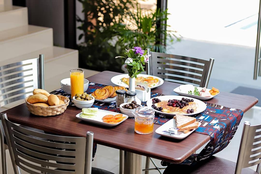 פריטאון Mamba Point Hotel מראה חיצוני תמונה