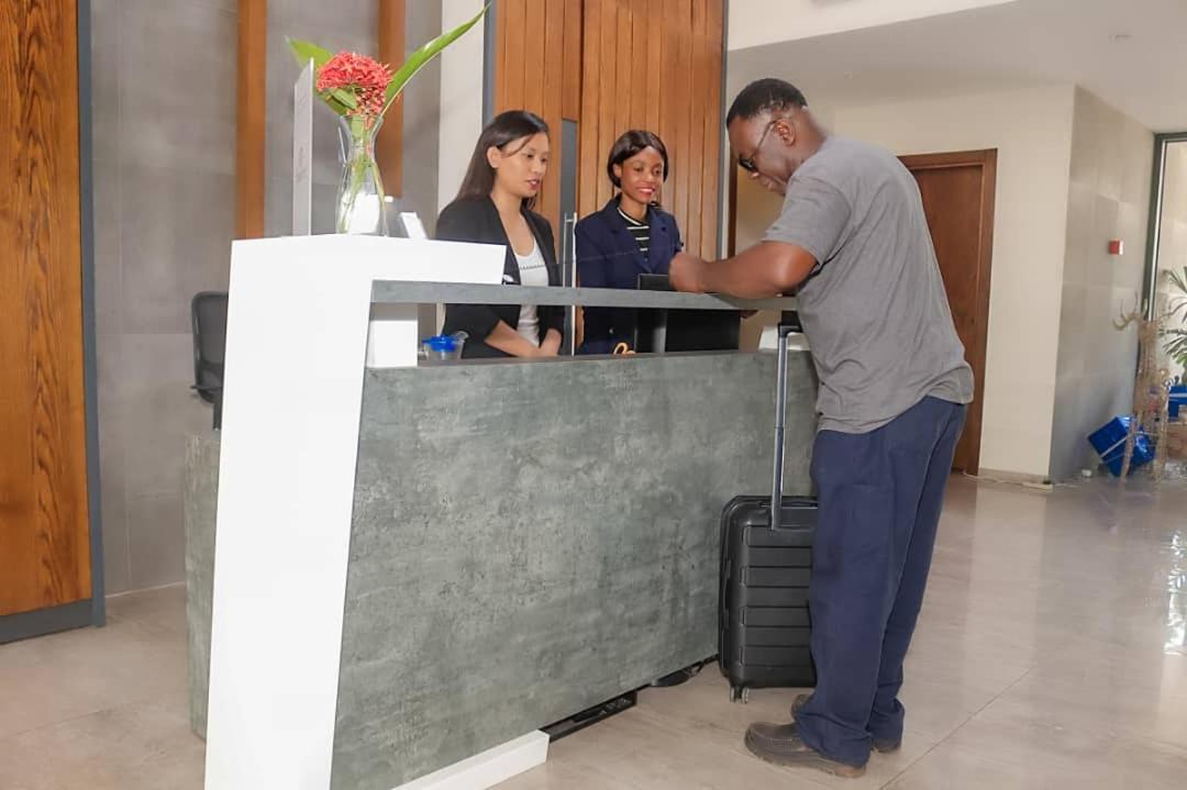 פריטאון Mamba Point Hotel מראה חיצוני תמונה