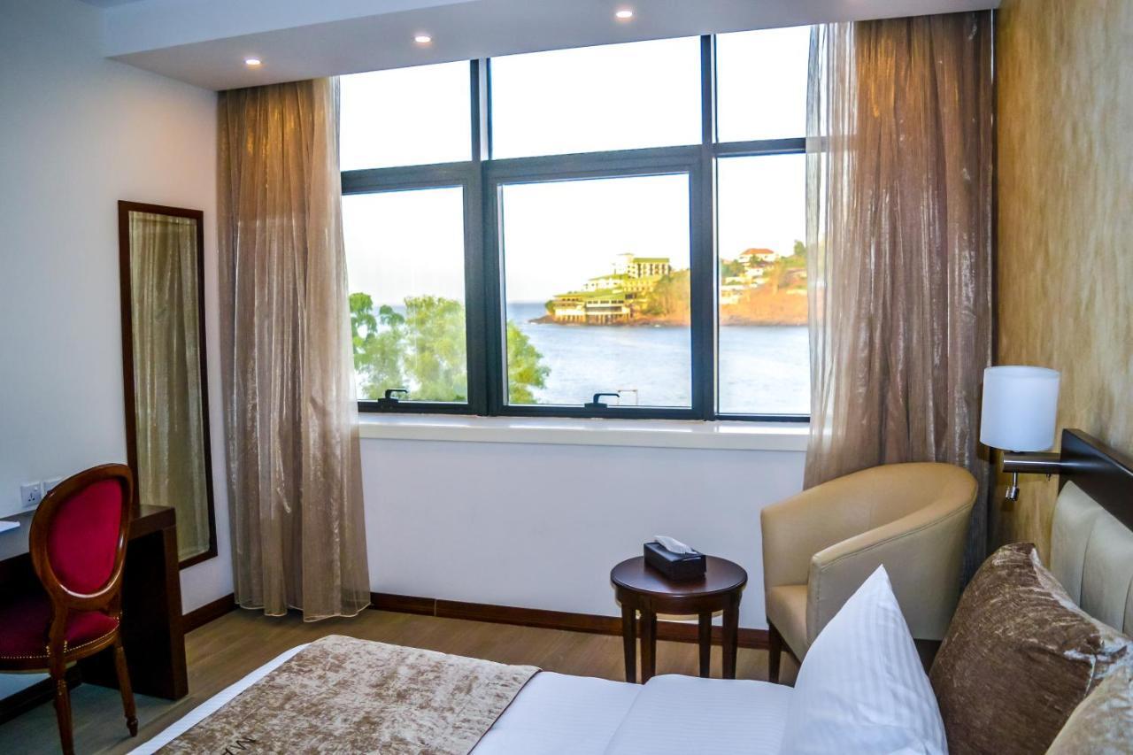 פריטאון Mamba Point Hotel מראה חיצוני תמונה
