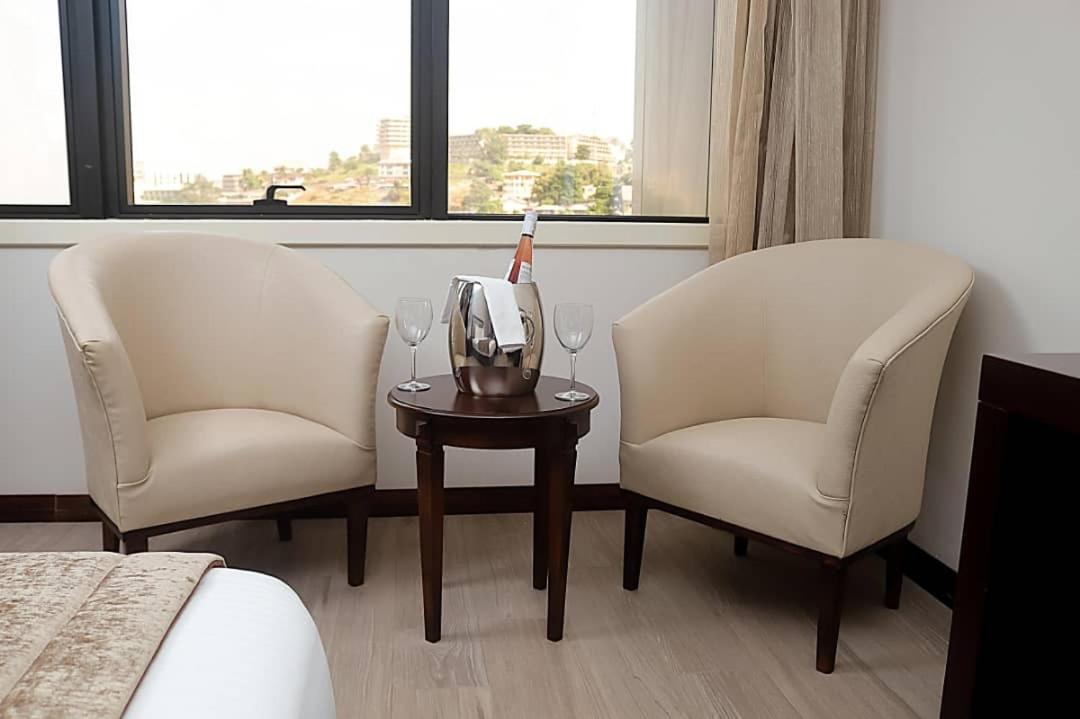 פריטאון Mamba Point Hotel מראה חיצוני תמונה